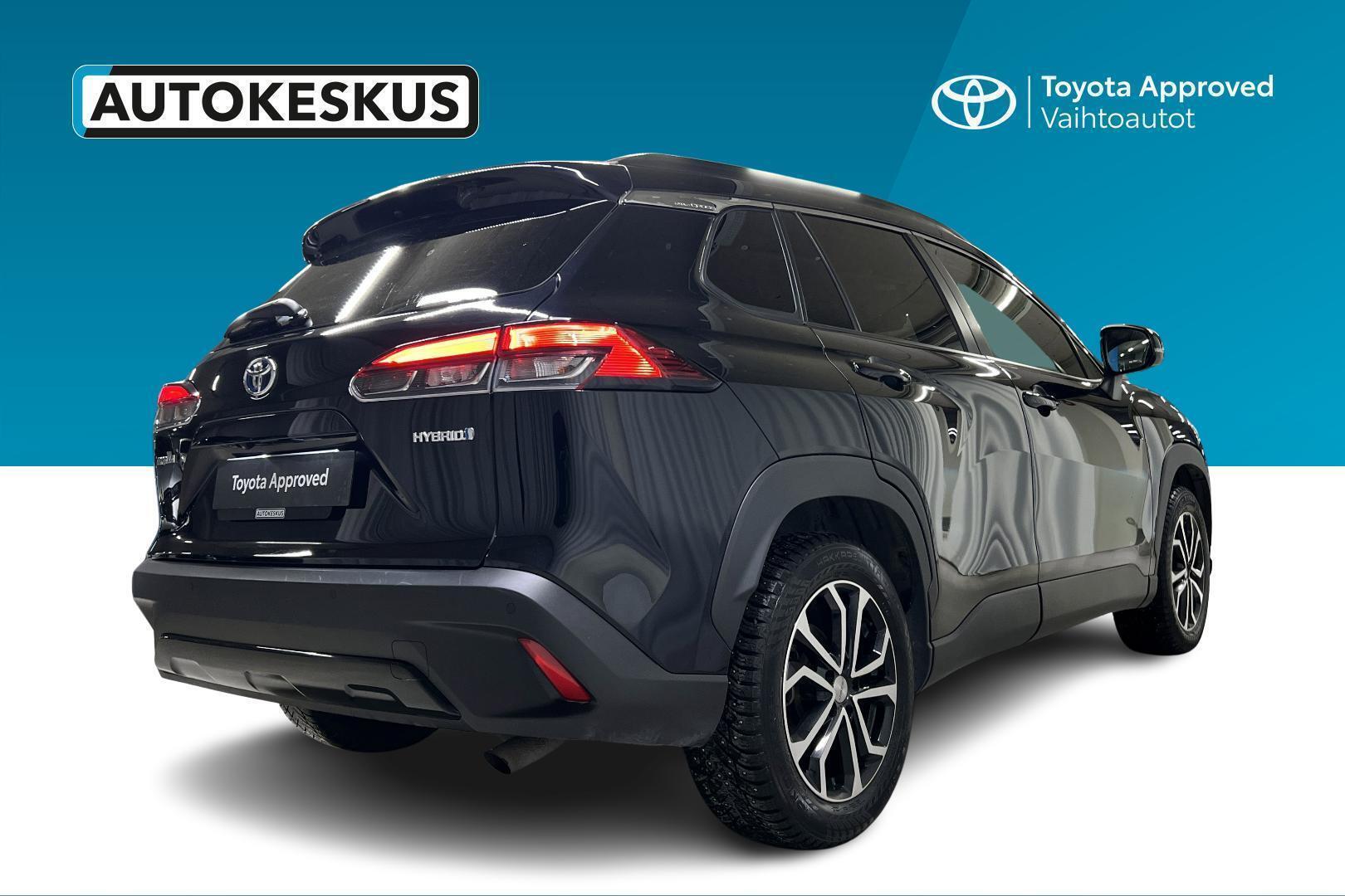 TOYOTA Corolla Cross 2023