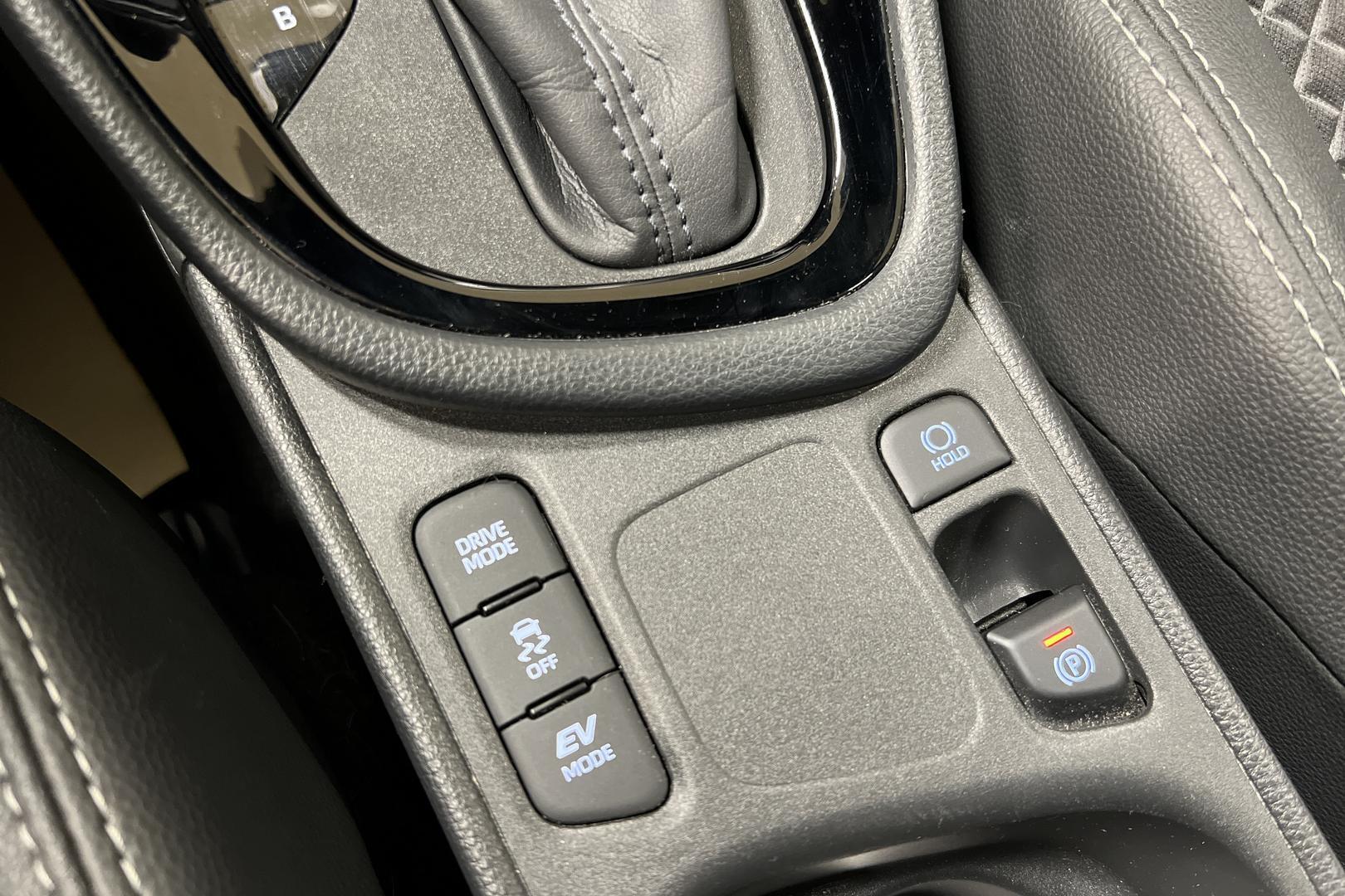 TOYOTA Yaris 2021