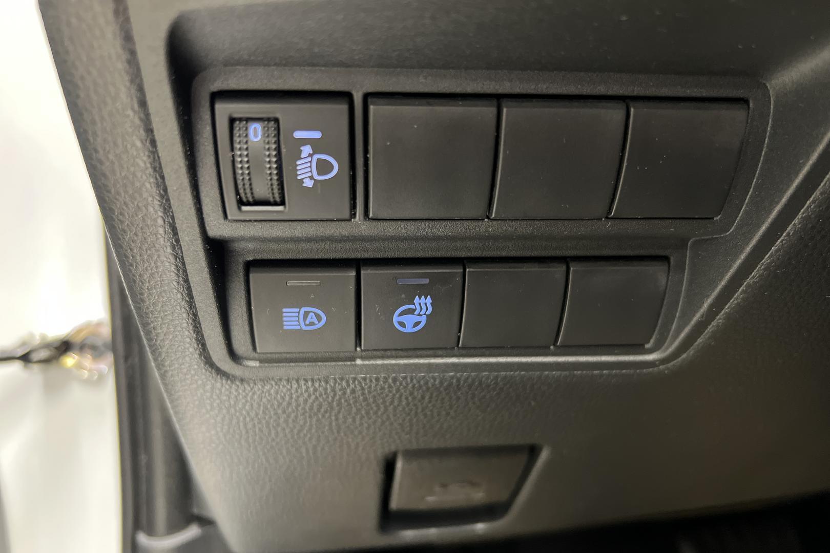 TOYOTA Yaris 2021