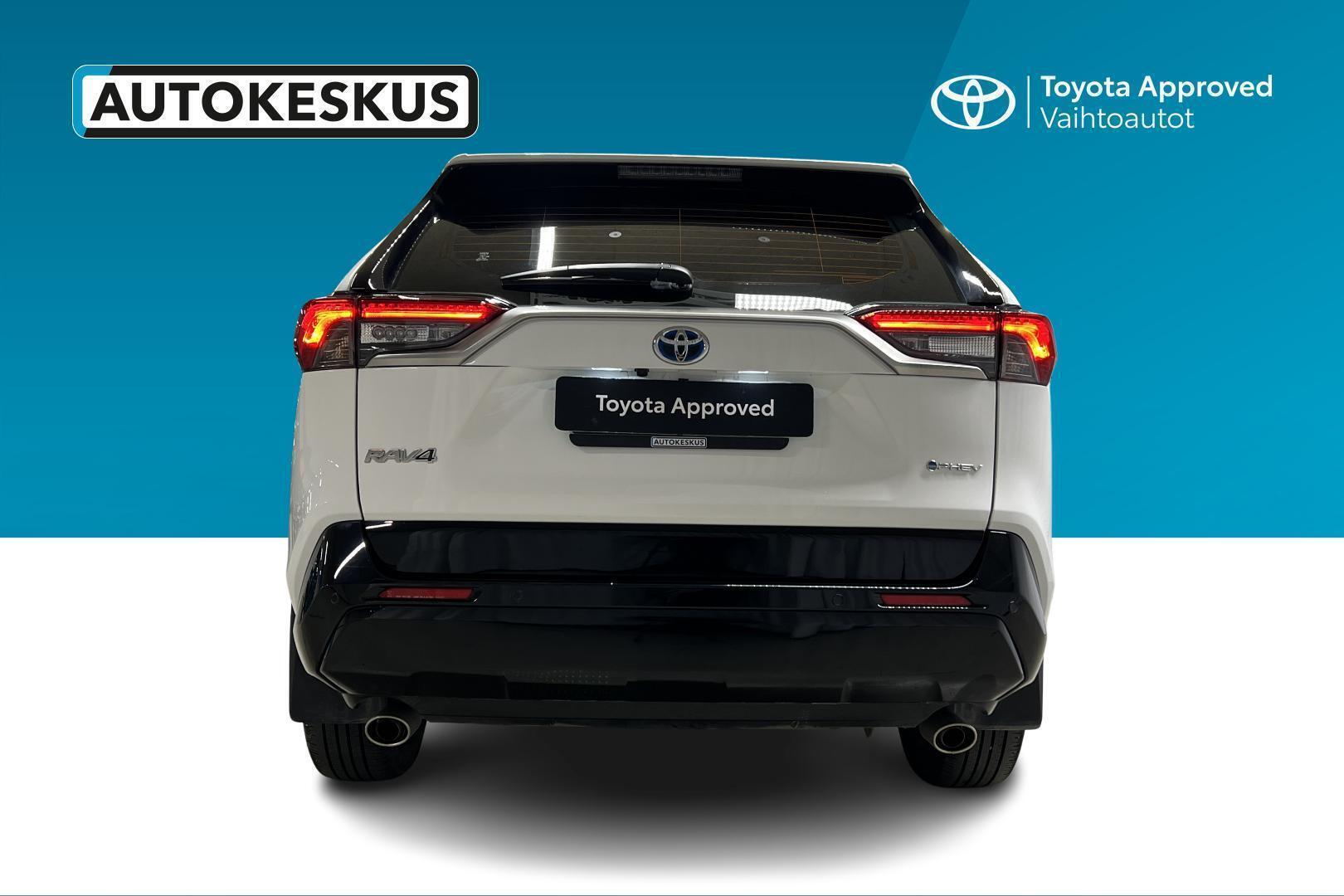 TOYOTA RAV4 Plug-in 6