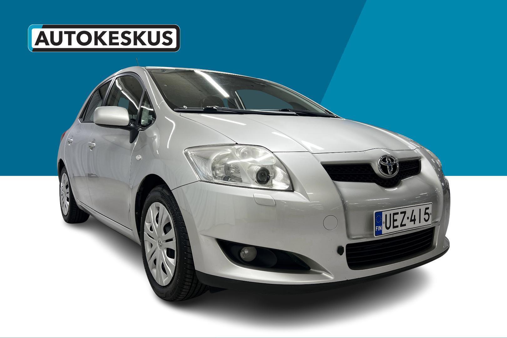 TOYOTA Auris 2007