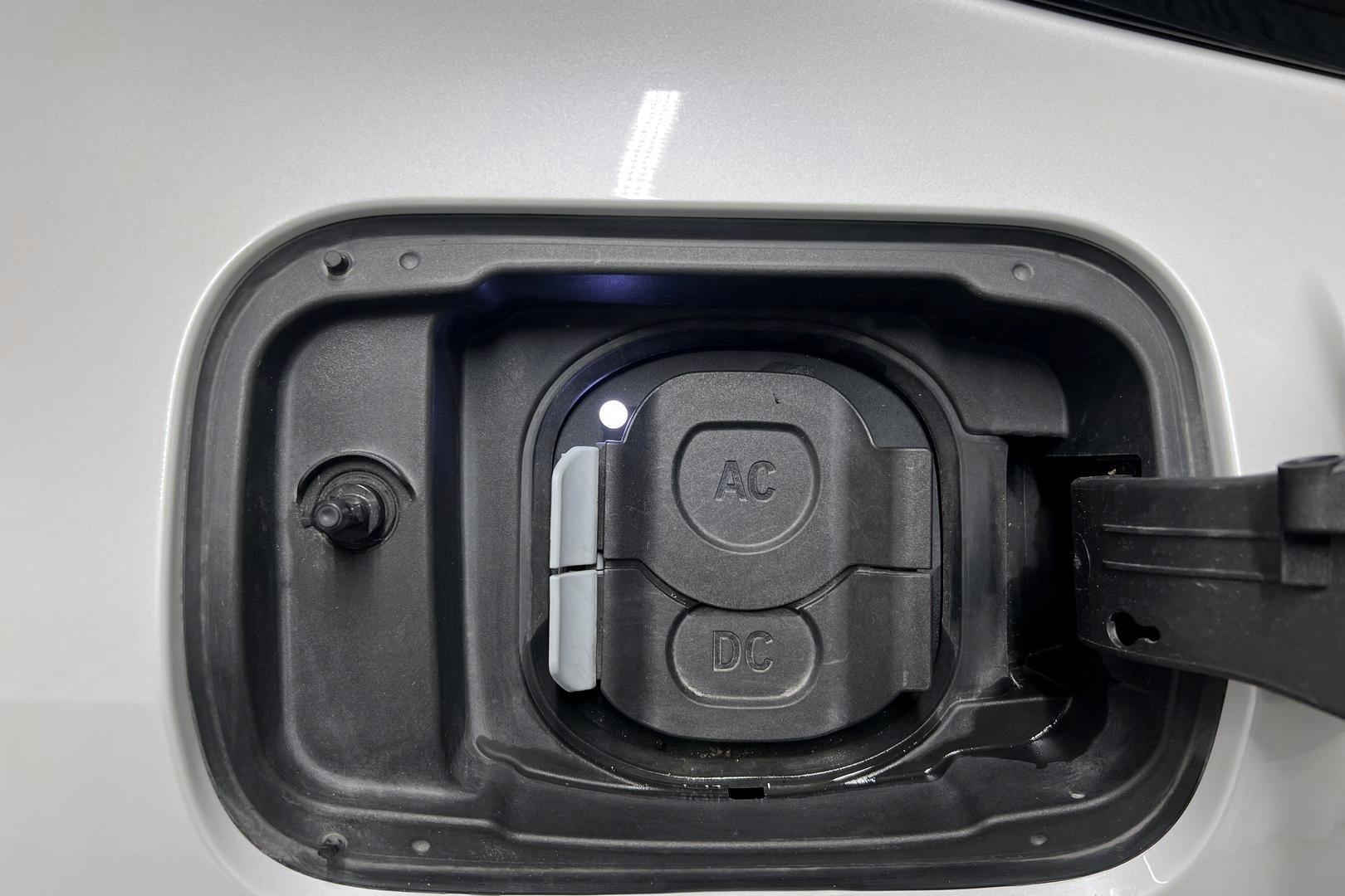 BMW i4 2024