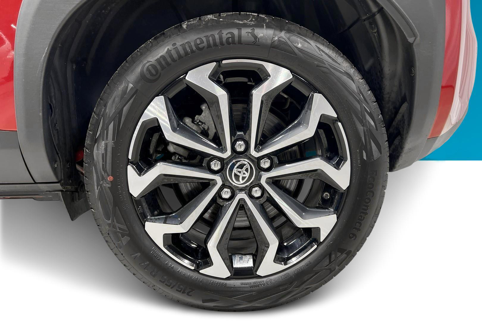 TOYOTA Yaris Cross 2024