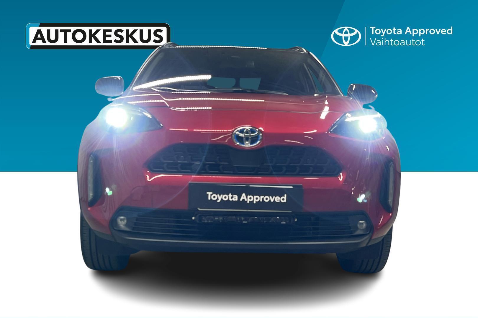 TOYOTA Yaris Cross 2024