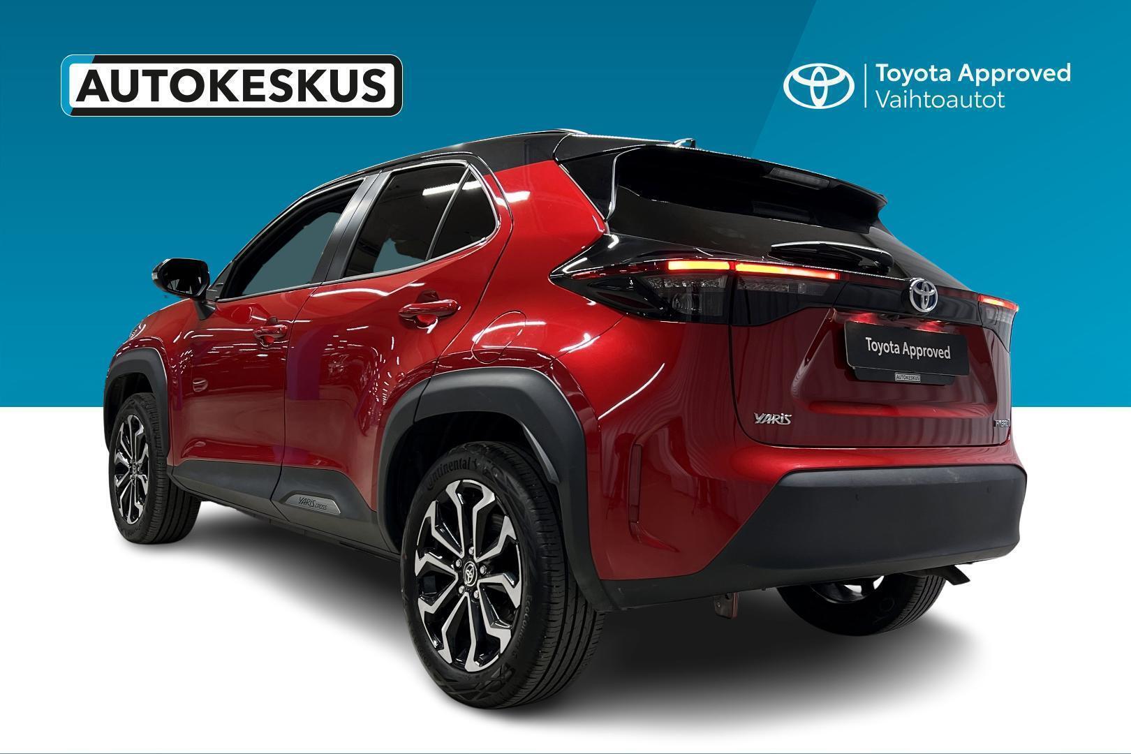 TOYOTA Yaris Cross 2024