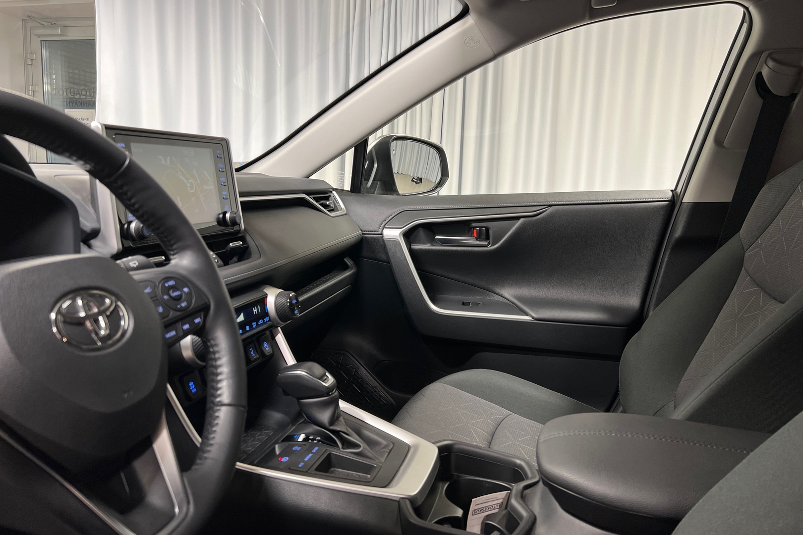 TOYOTA RAV4 2020