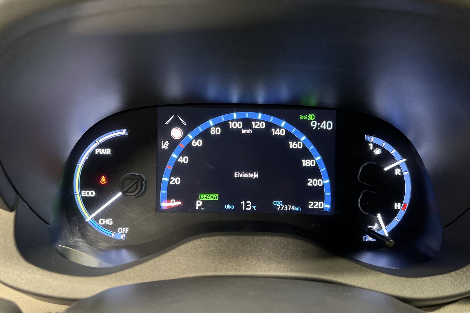 TOYOTA Yaris Cross 2022