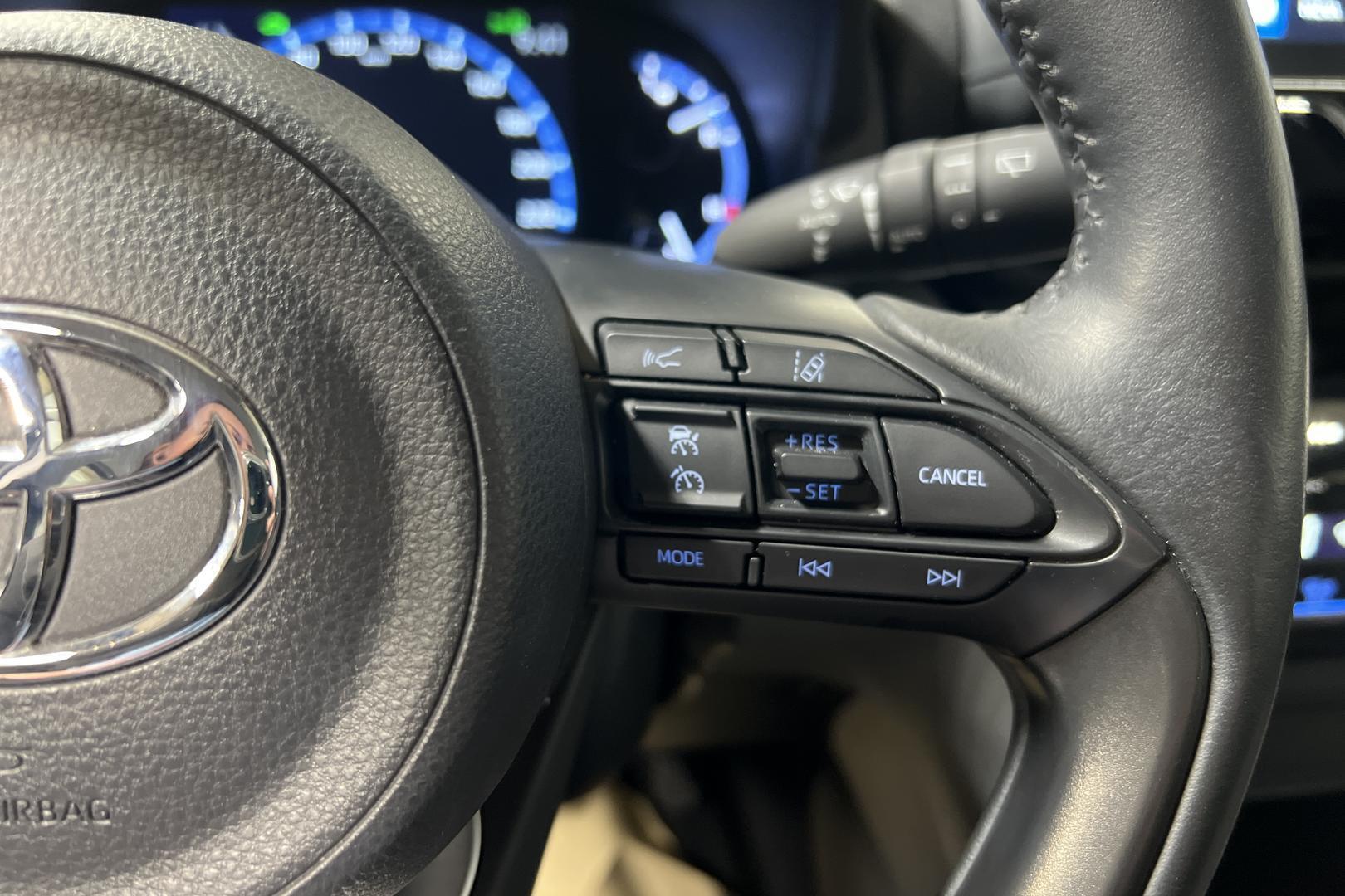 TOYOTA Yaris Cross 2022