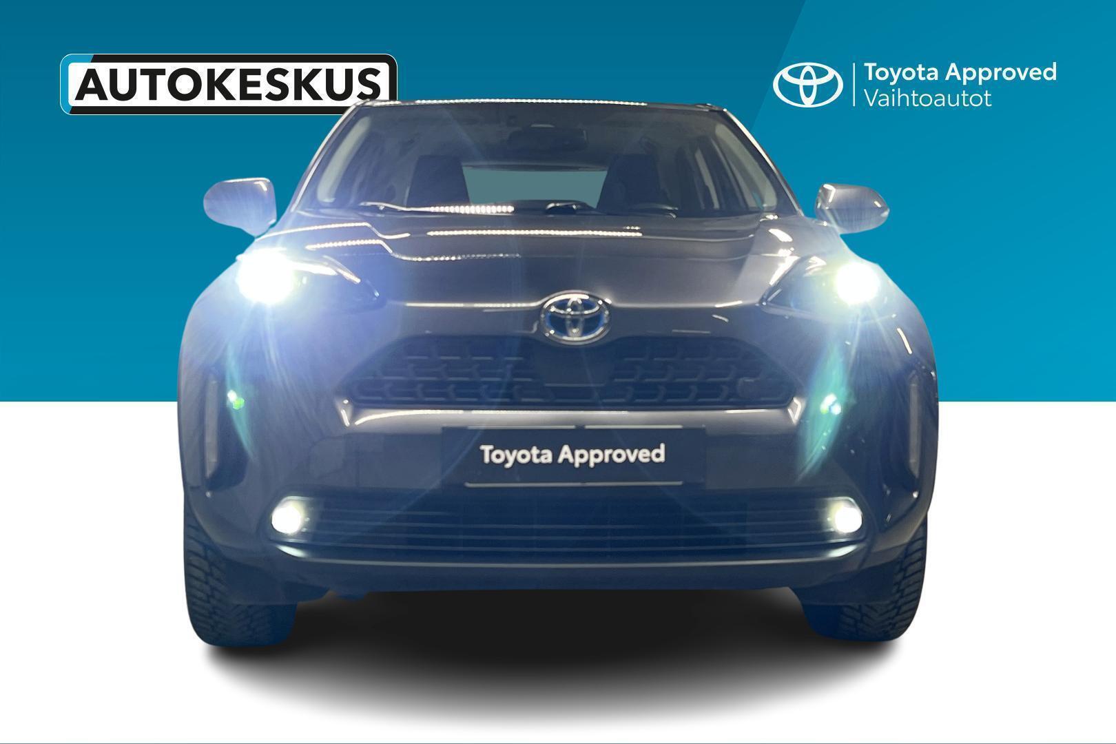 TOYOTA Yaris Cross 2022