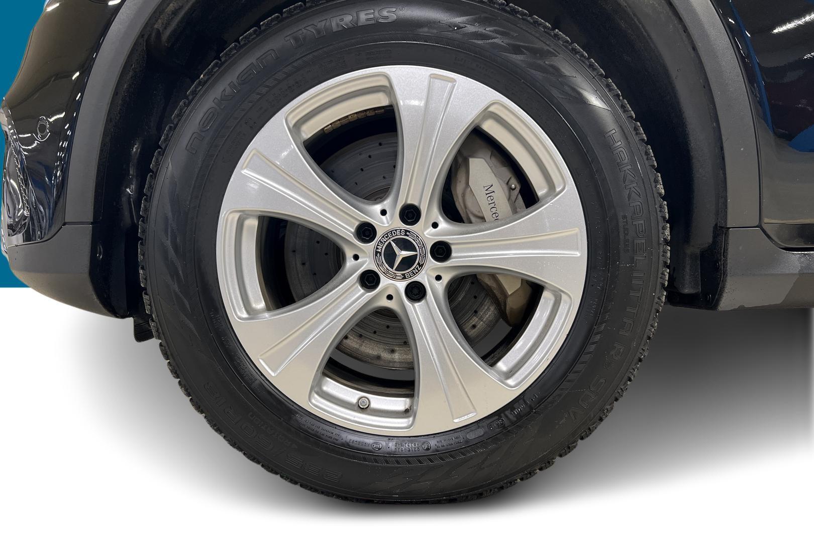 MERCEDES-BENZ GLC 2021