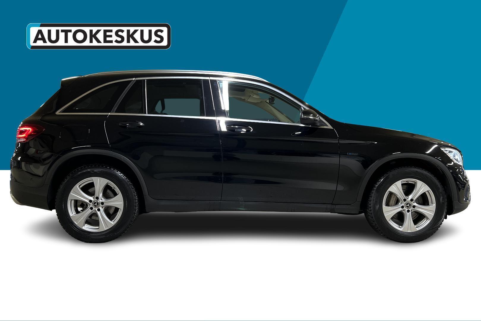 MERCEDES-BENZ GLC 2021