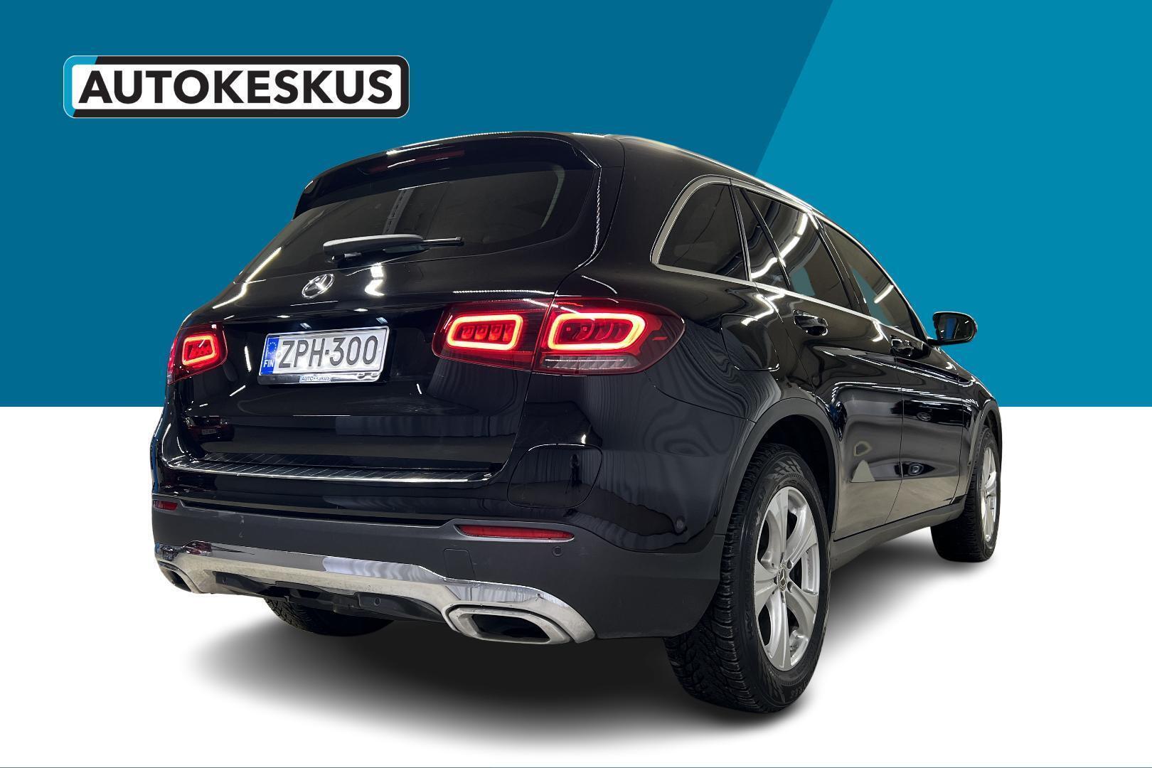 MERCEDES-BENZ GLC 2021