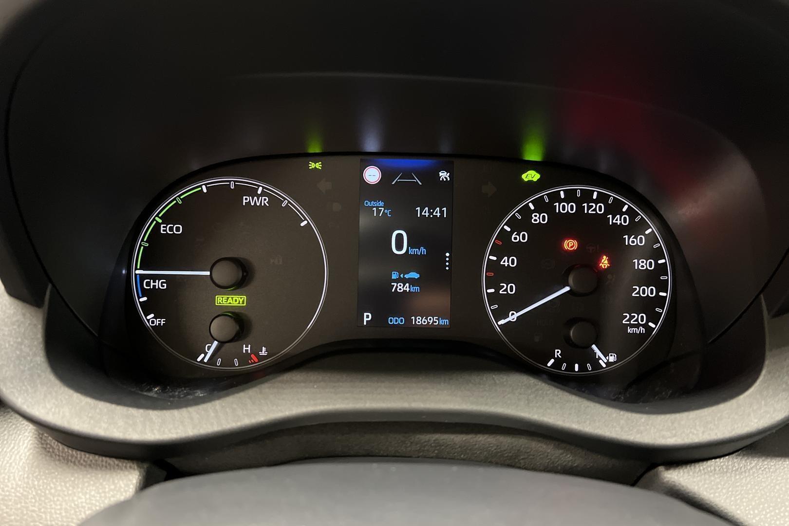 TOYOTA Yaris 14