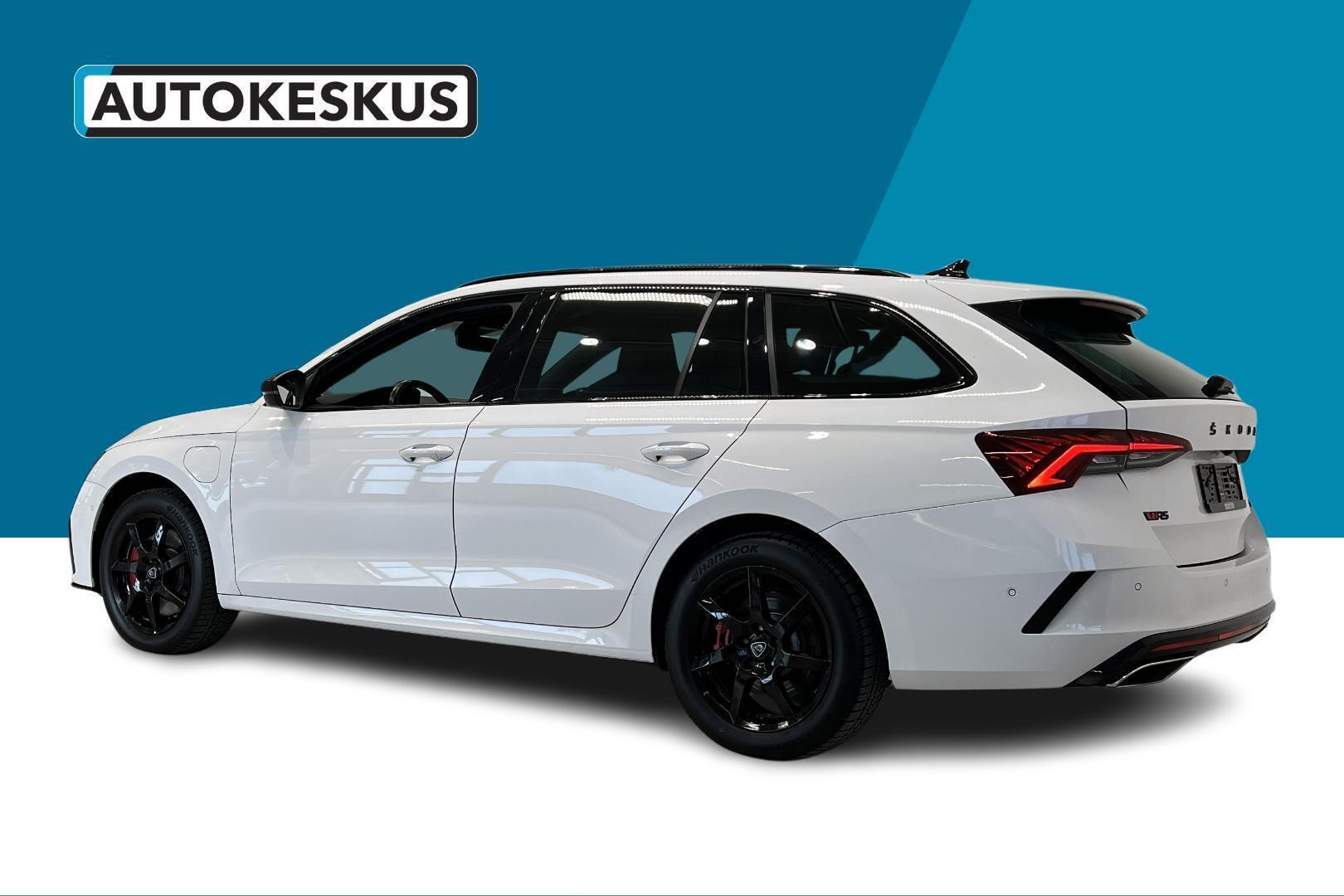 SKODA OCTAVIA 2023
