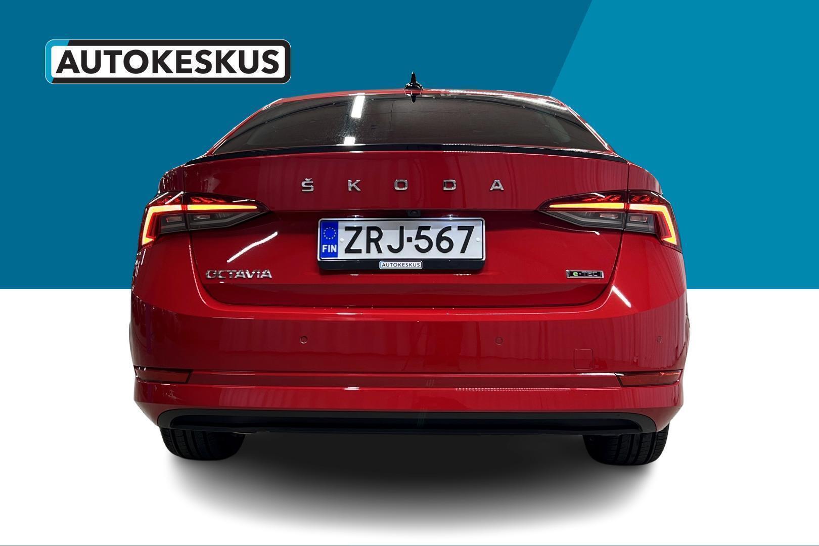 SKODA OCTAVIA 6
