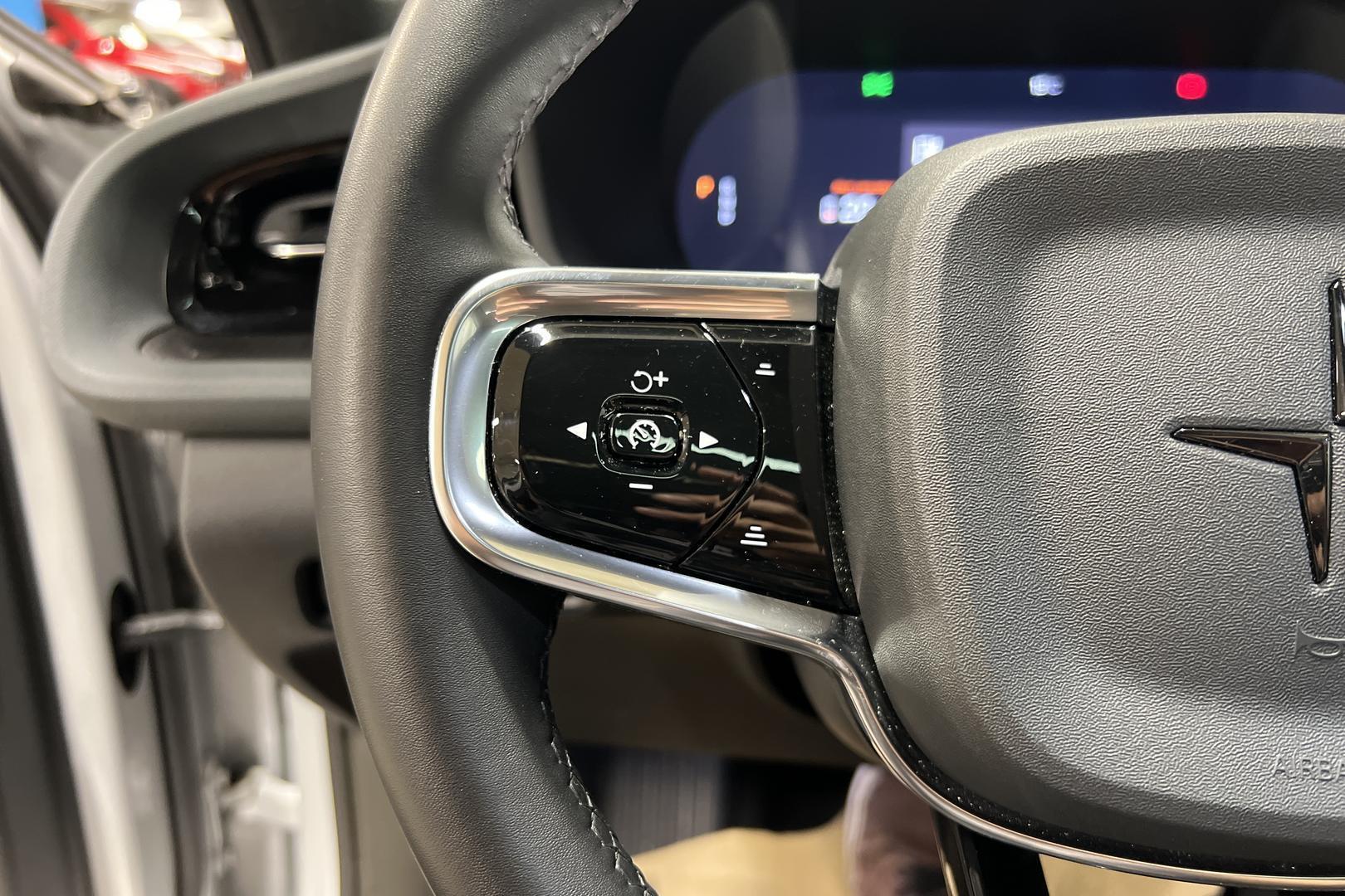 POLESTAR 2 2023
