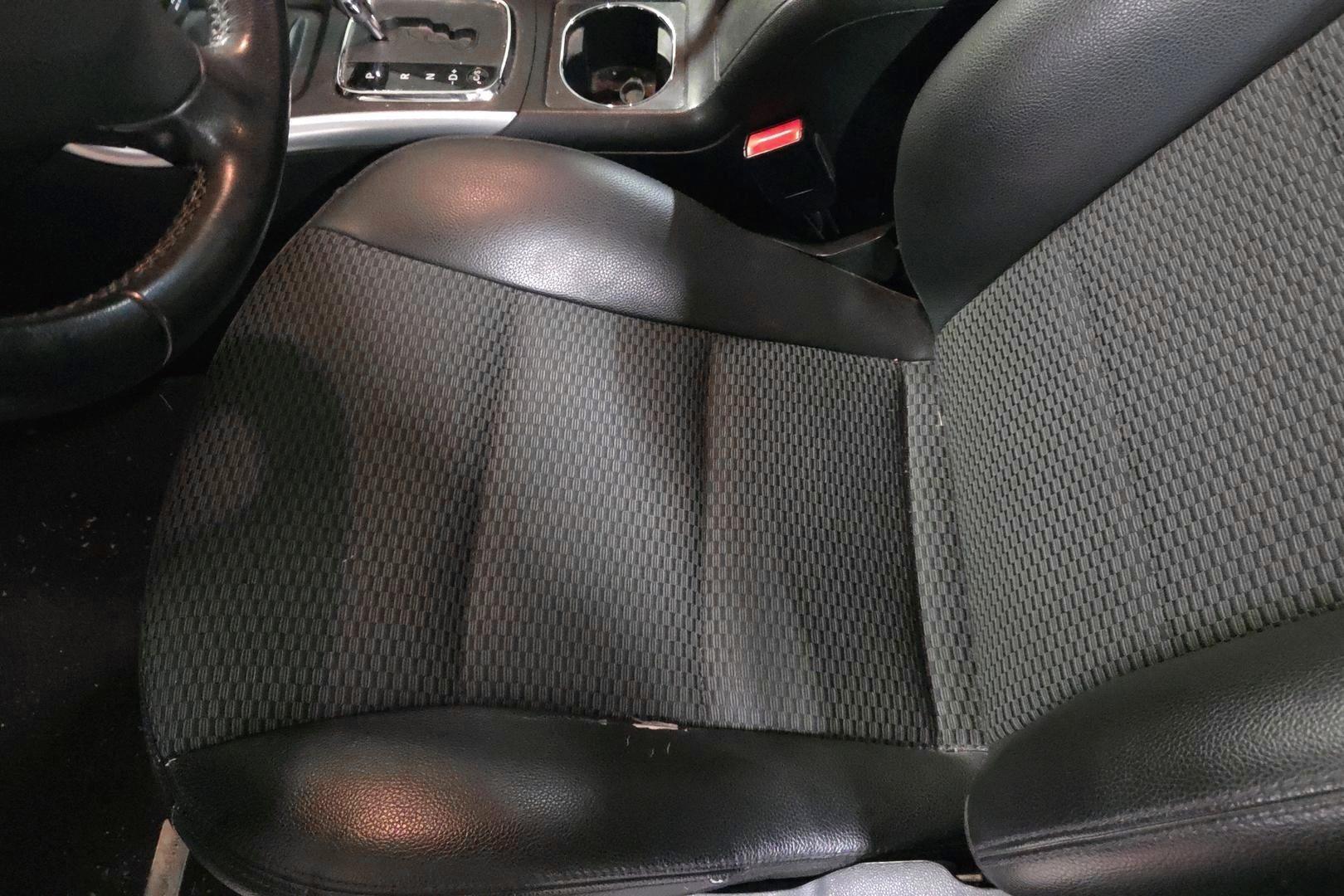 MERCEDES-BENZ A 2011