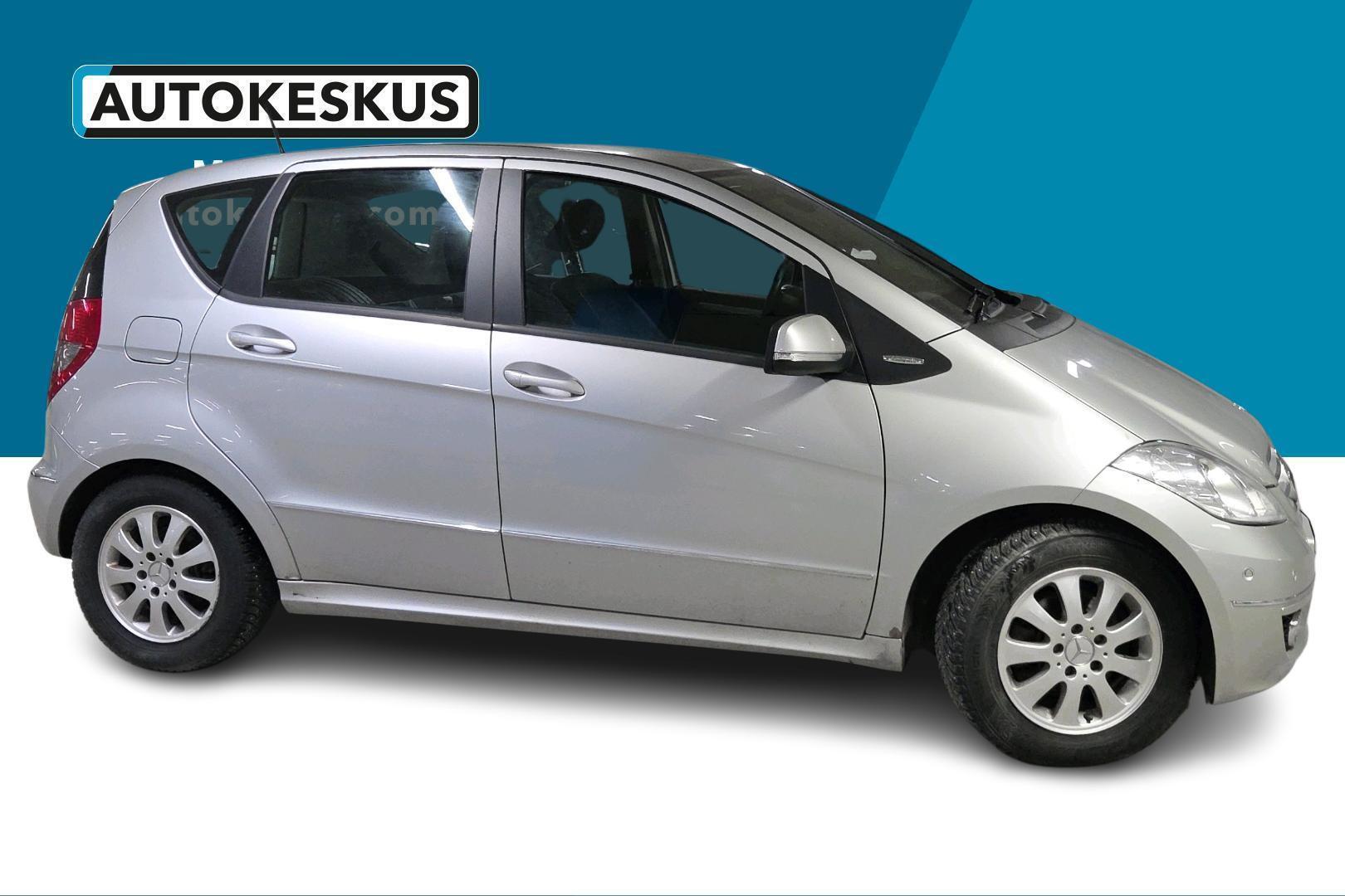 MERCEDES-BENZ A 2011