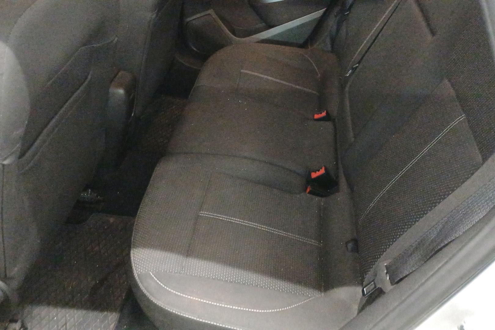 OPEL Astra 2011