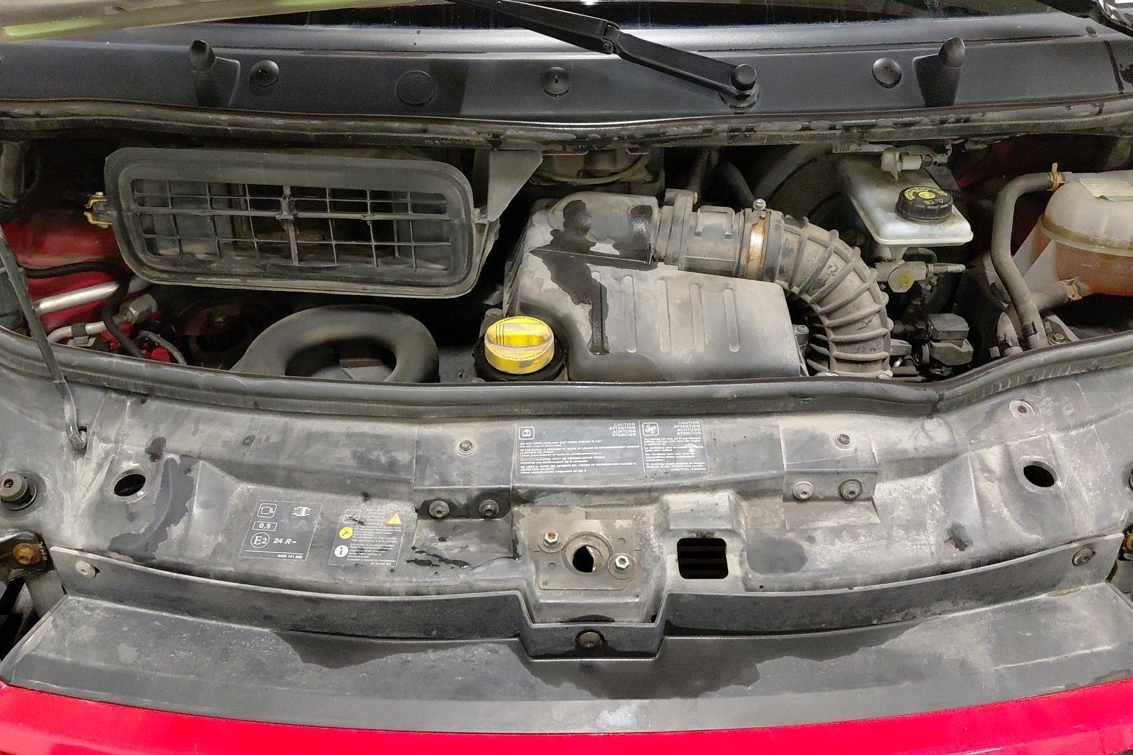 NISSAN Primastar 2011