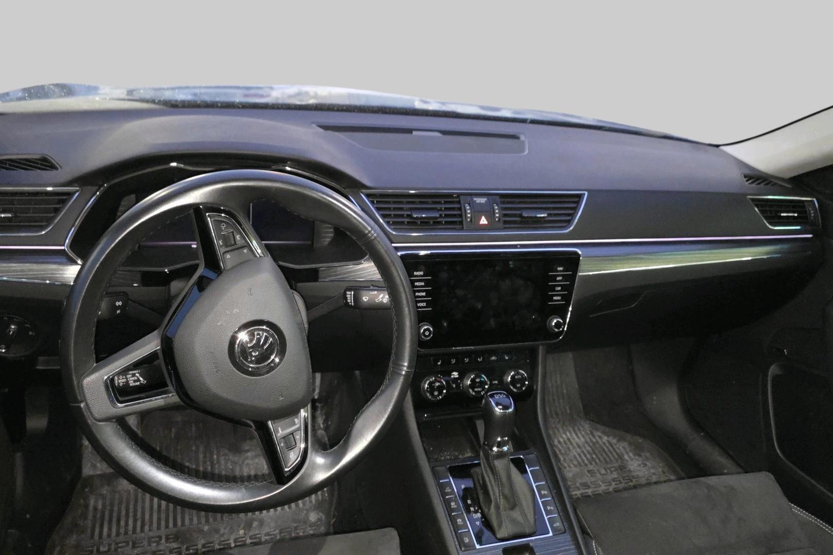 SKODA Superb 2020