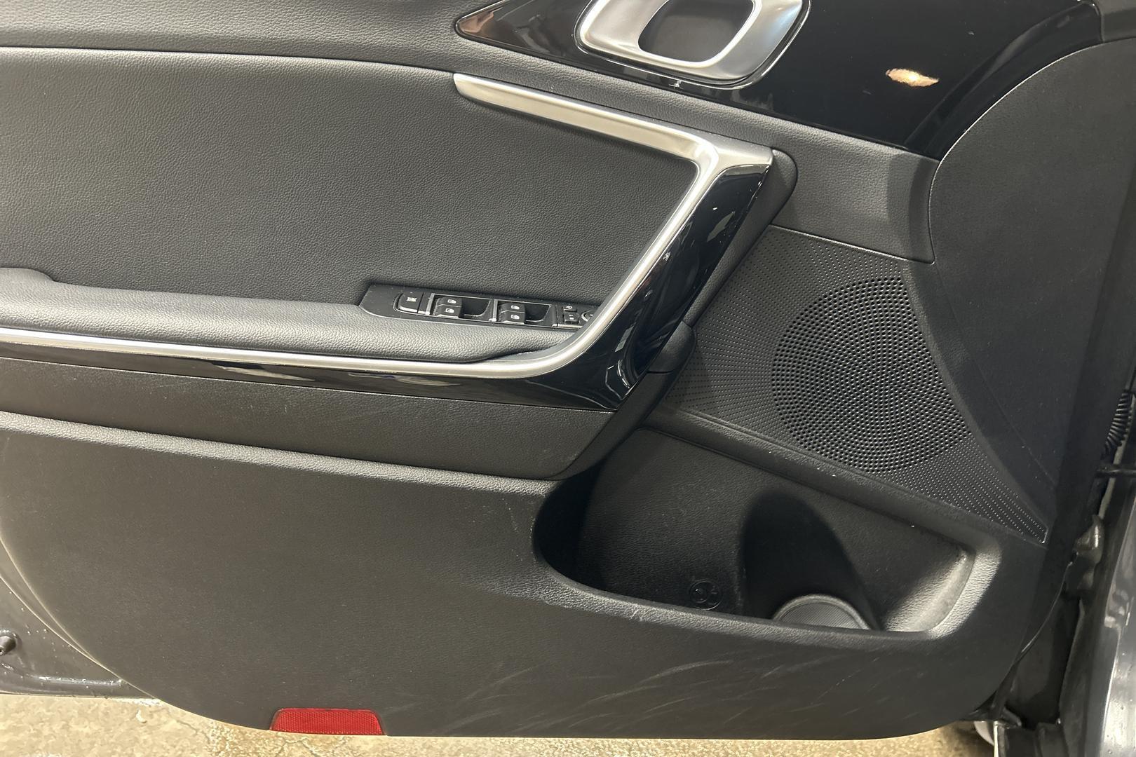 KIA XCeed 14