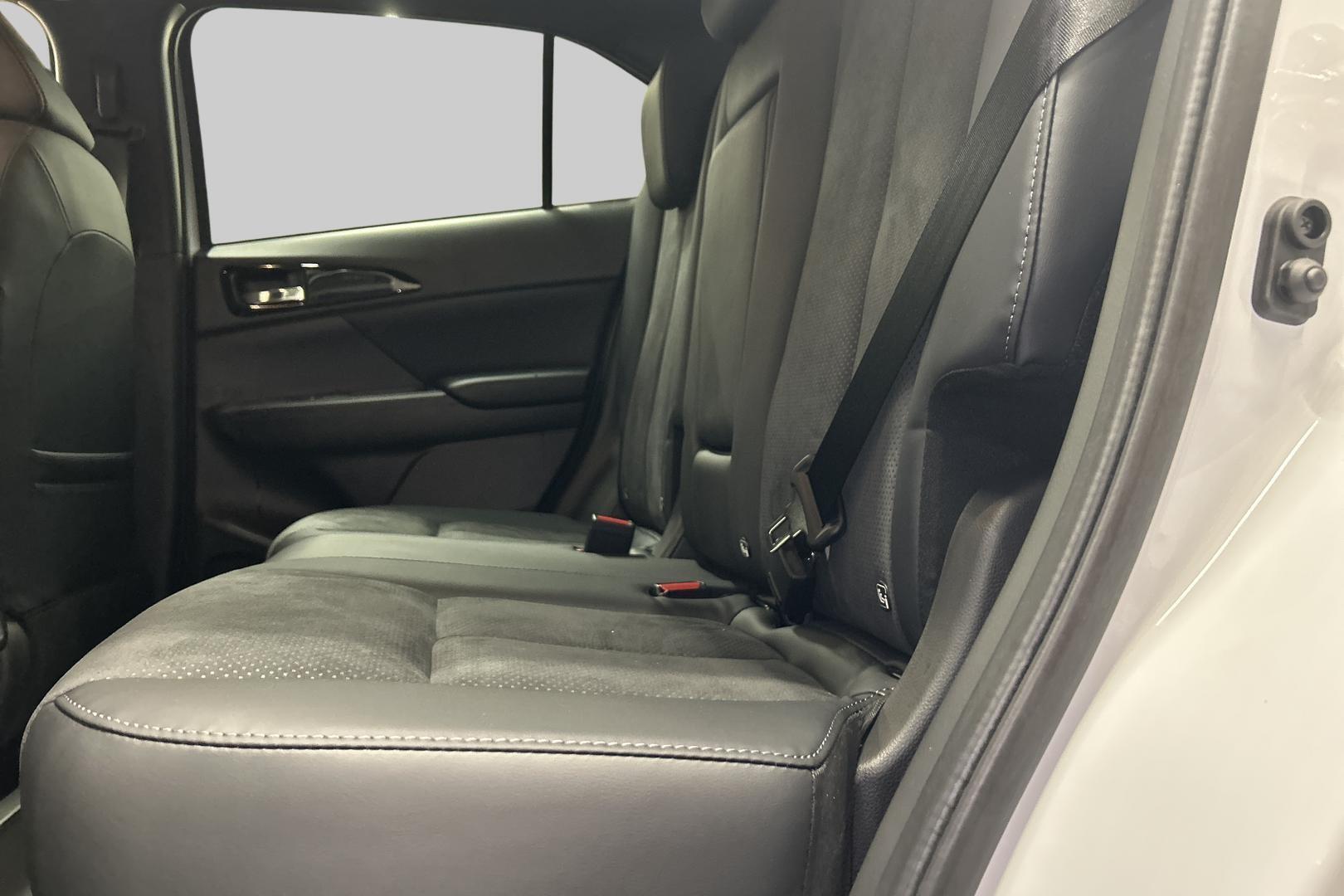 MITSUBISHI Eclipse Cross 2025