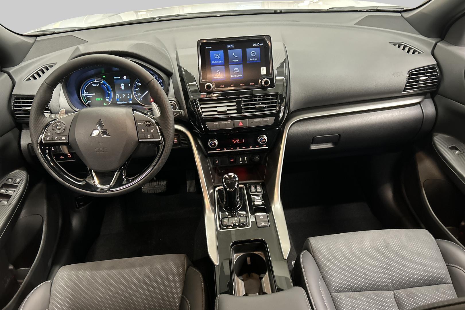 MITSUBISHI Eclipse Cross 2025