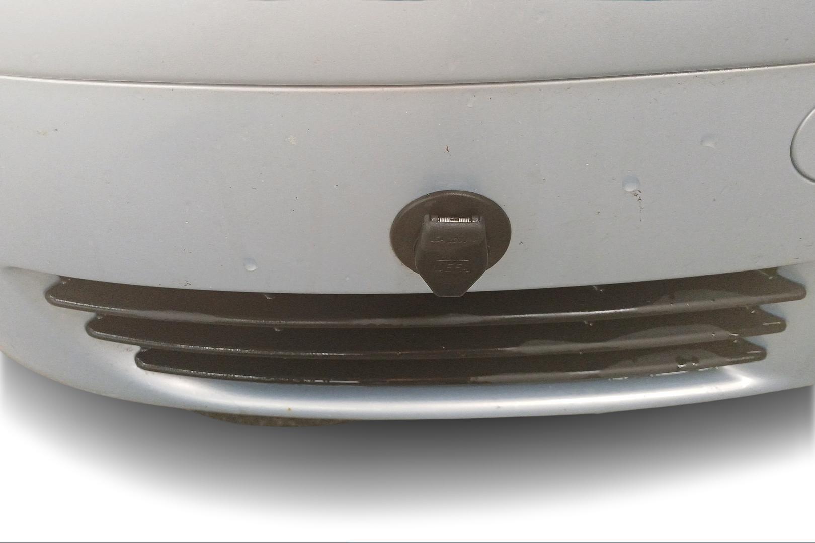 MITSUBISHI Colt 2004