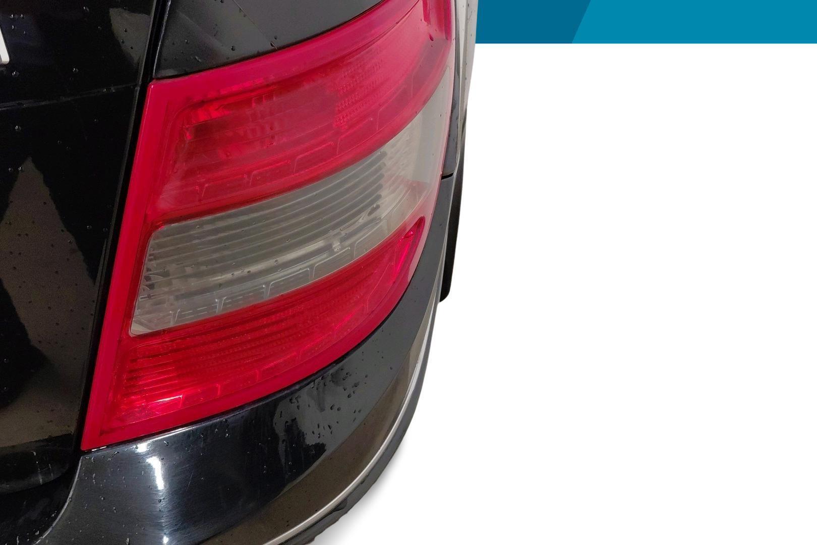 MERCEDES-BENZ C 2009