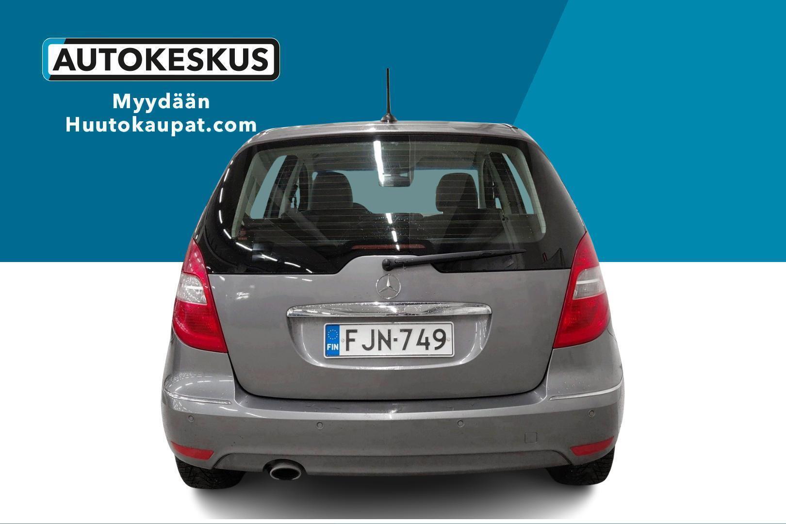 MERCEDES-BENZ A 2009