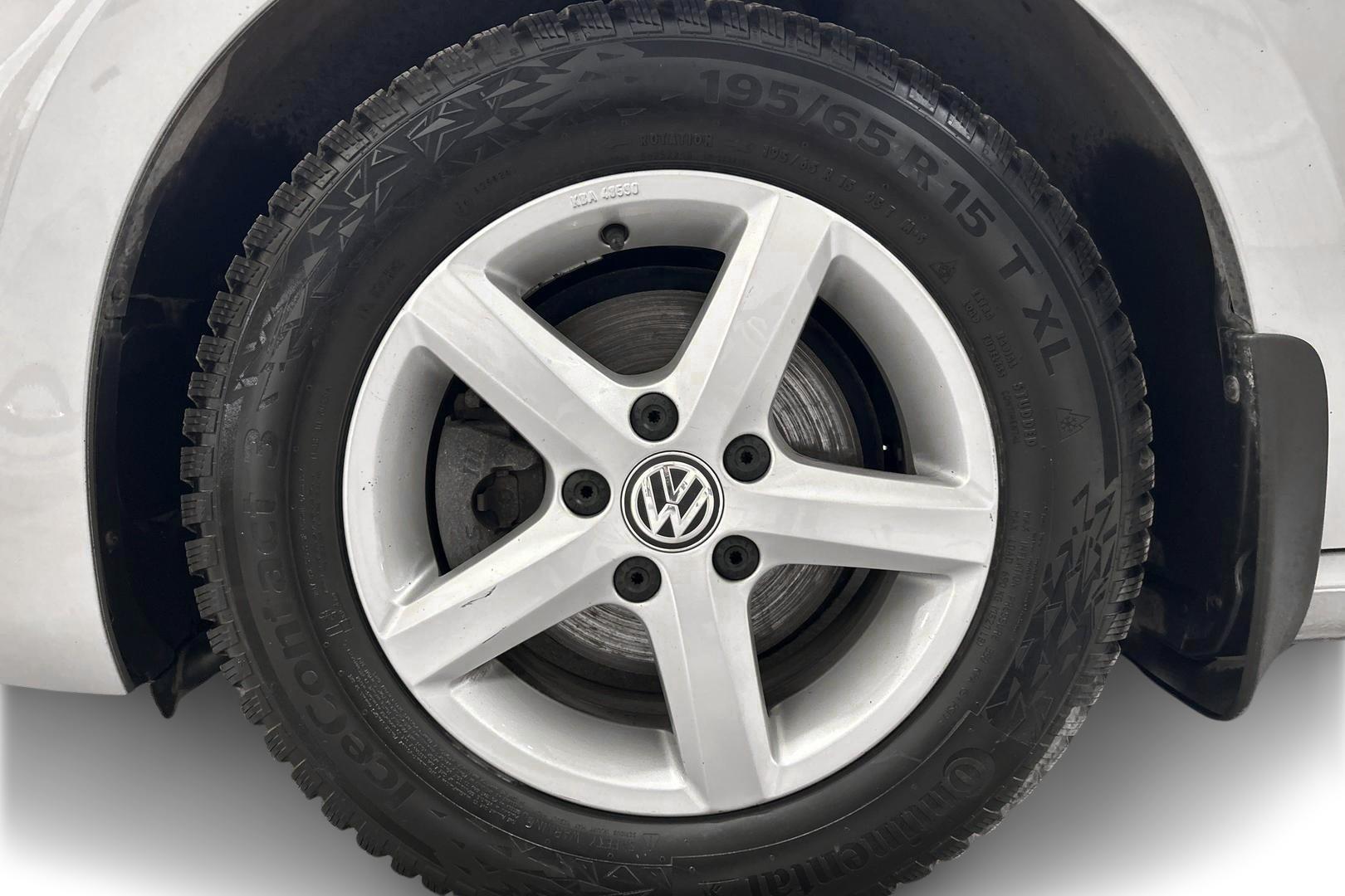 VOLKSWAGEN Golf Sportsvan 2016