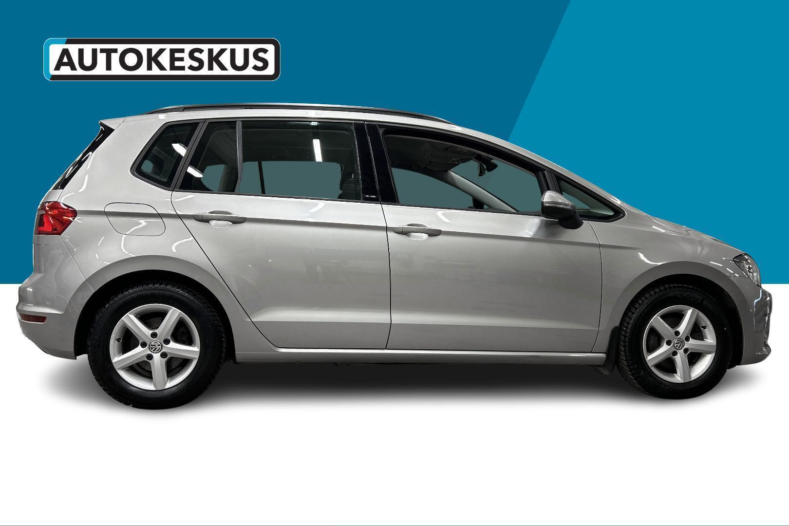 VOLKSWAGEN Golf Sportsvan 2016