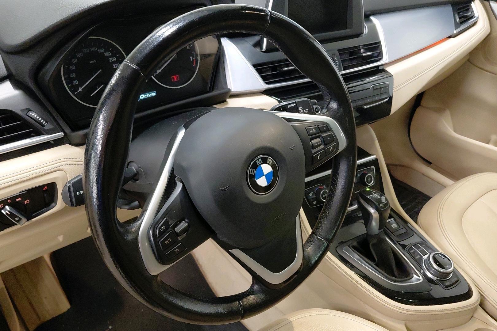 BMW 2-sarja 2016
