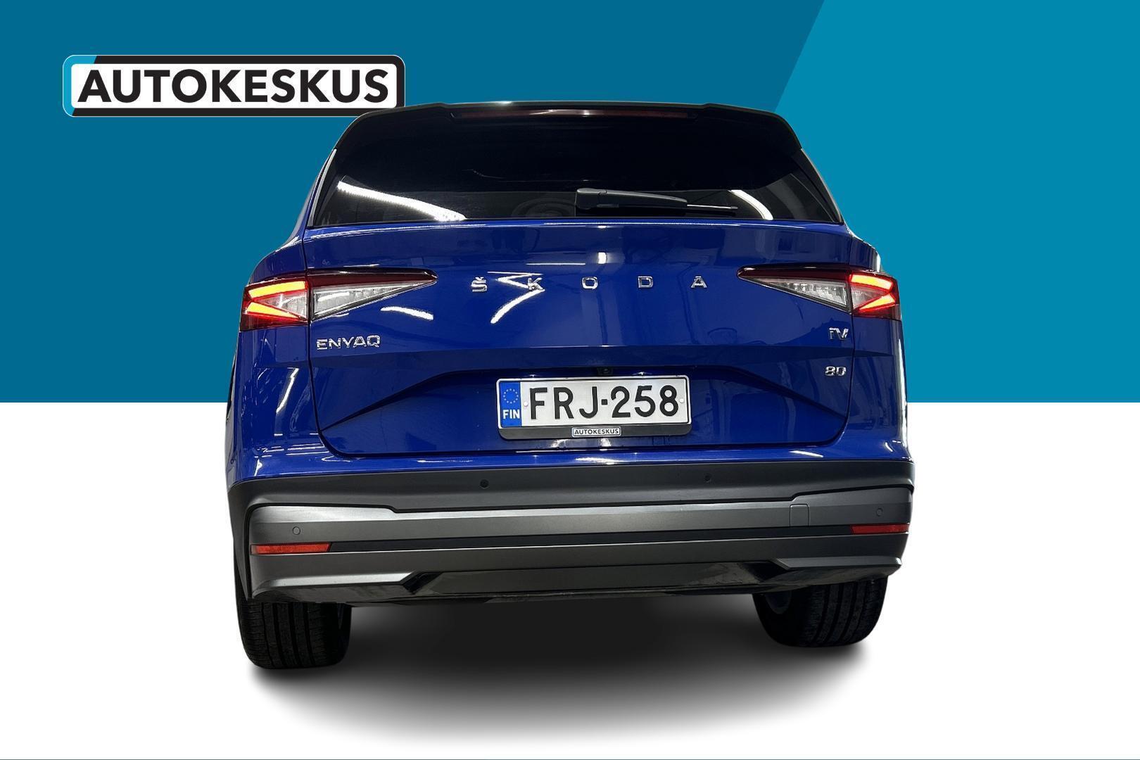 SKODA Enyaq 2023