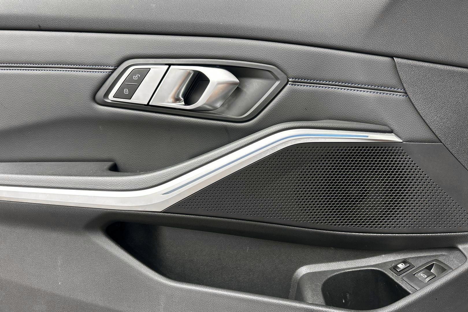BMW 3-sarja 2023