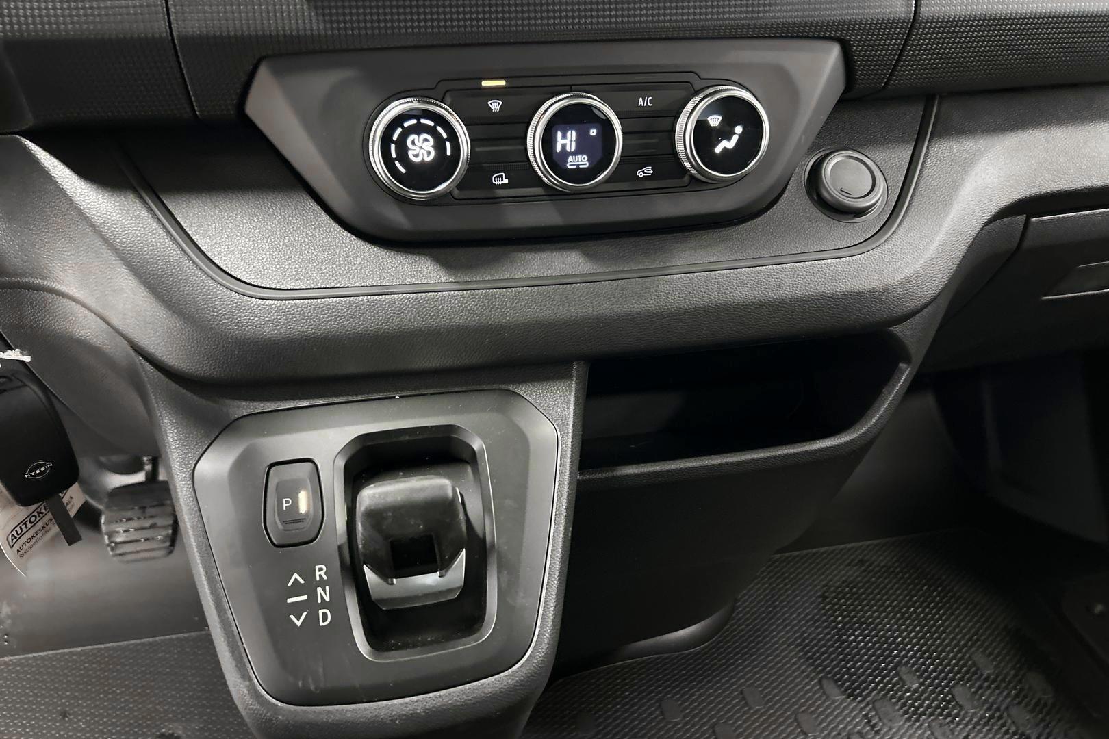 NISSAN Primastar 2026