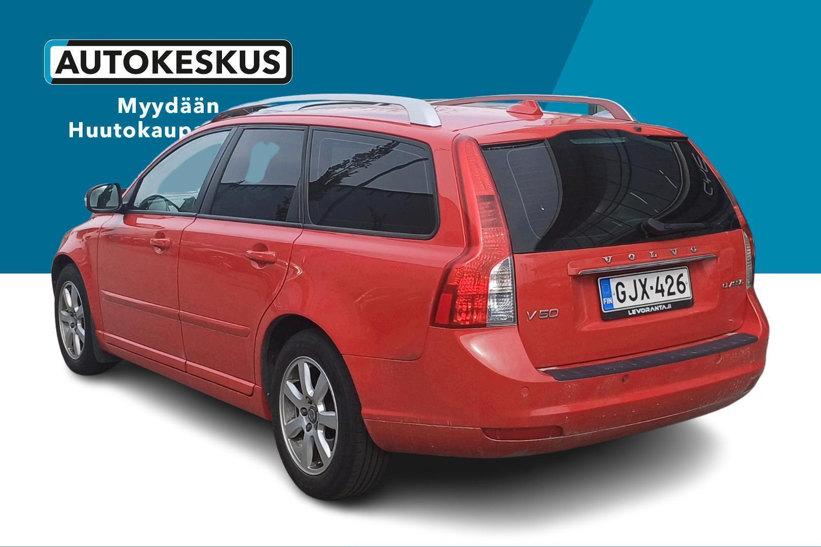 VOLVO V50 2011
