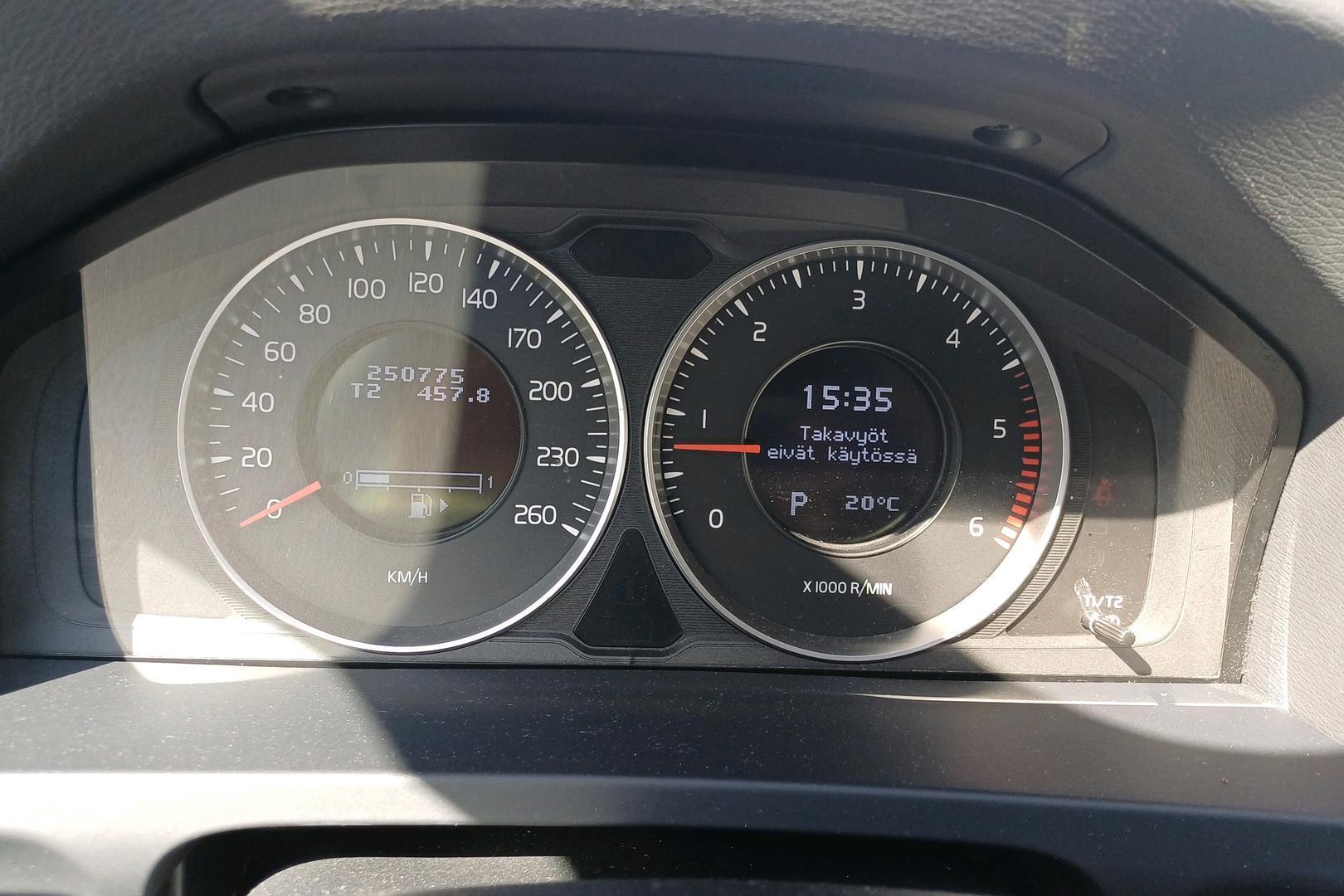 VOLVO V60 2012
