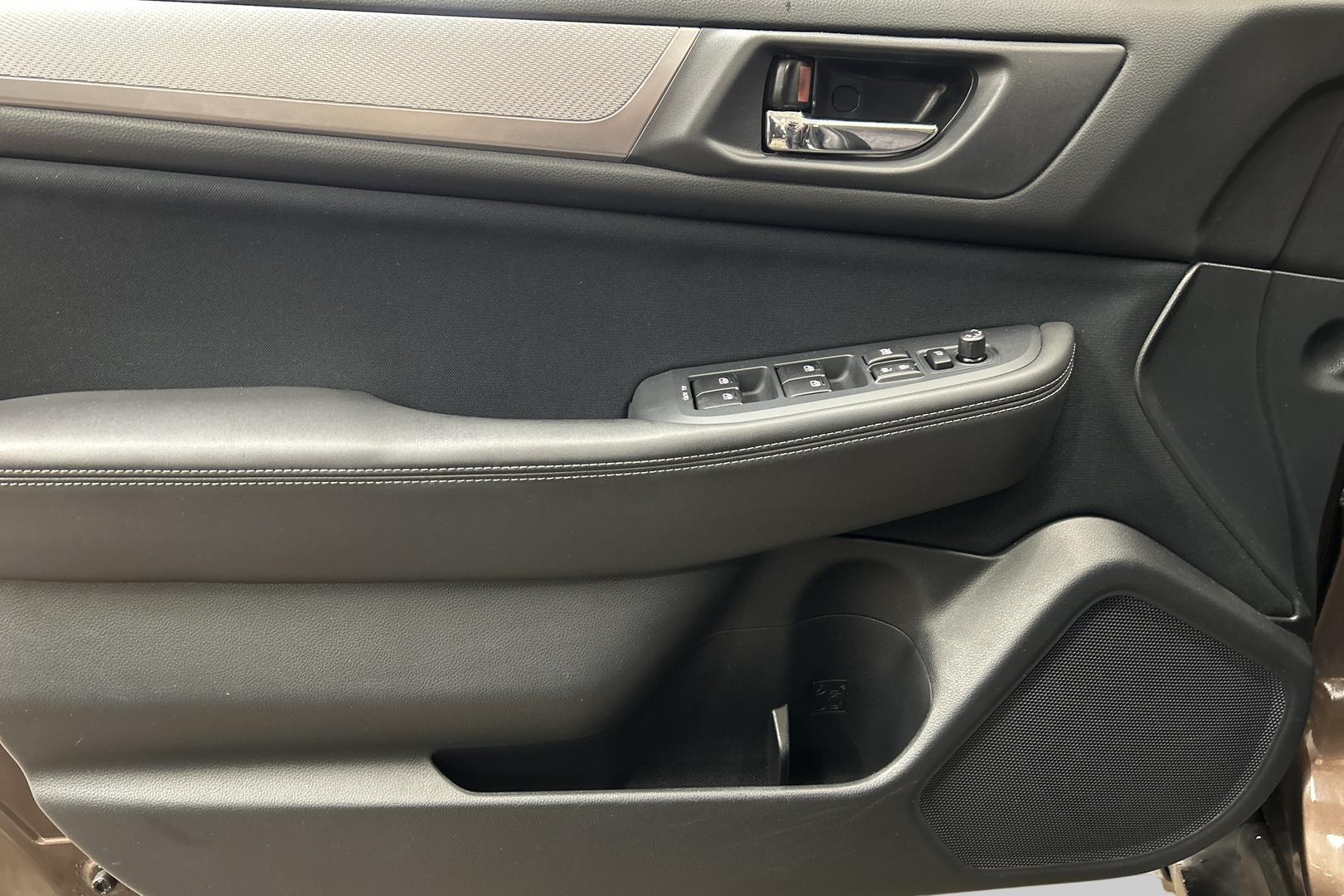 SUBARU Outback 2018