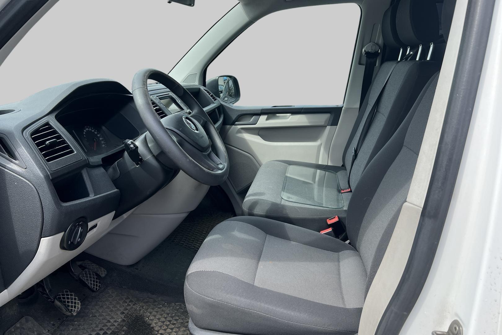 VOLKSWAGEN Transporter 2019