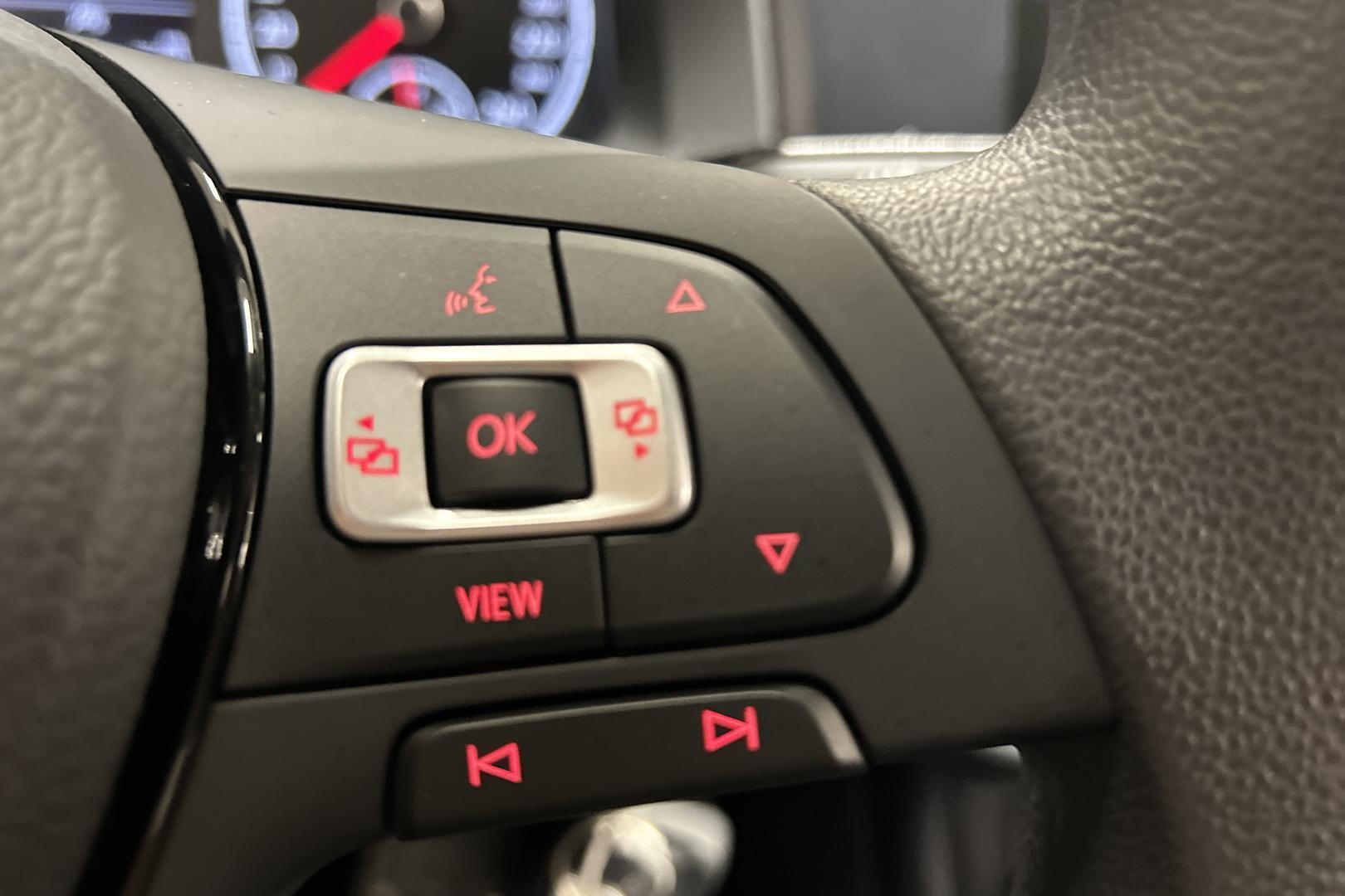 VOLKSWAGEN Polo 2020