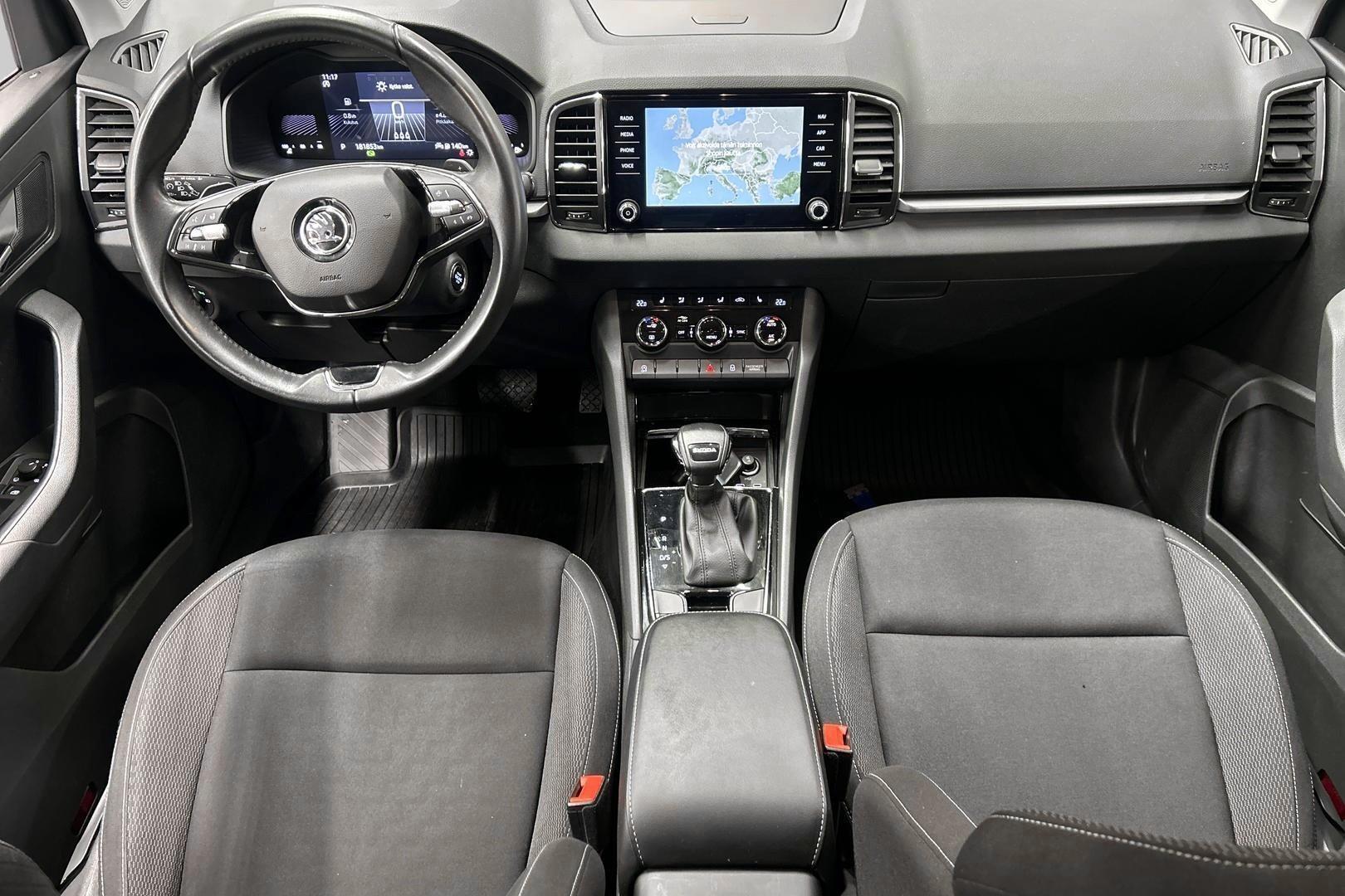 SKODA Karoq 11