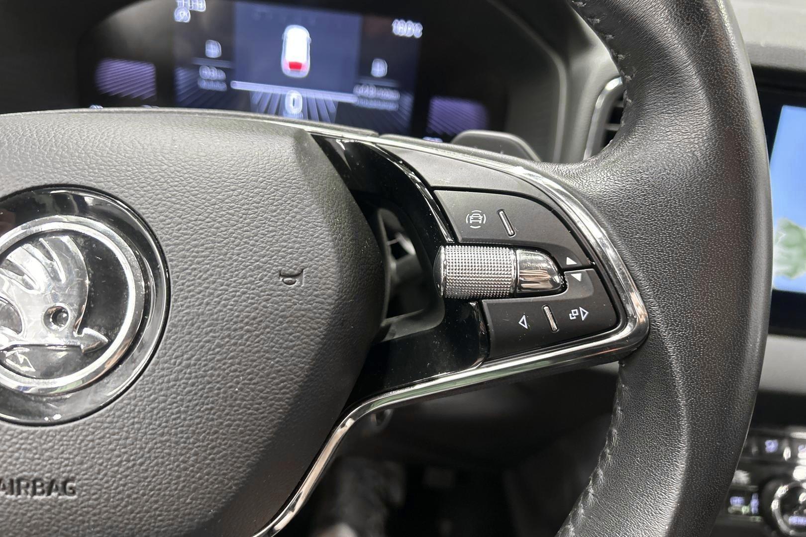 SKODA Karoq 18