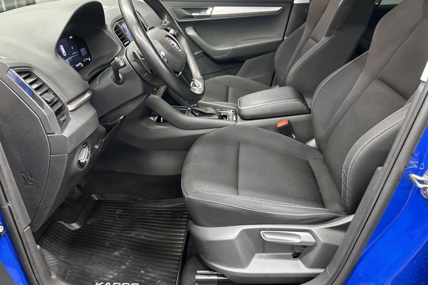 SKODA Karoq 9