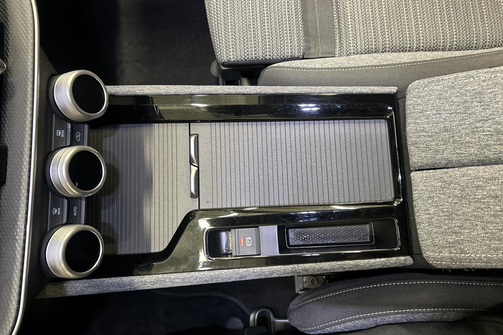 SKODA Superb 14