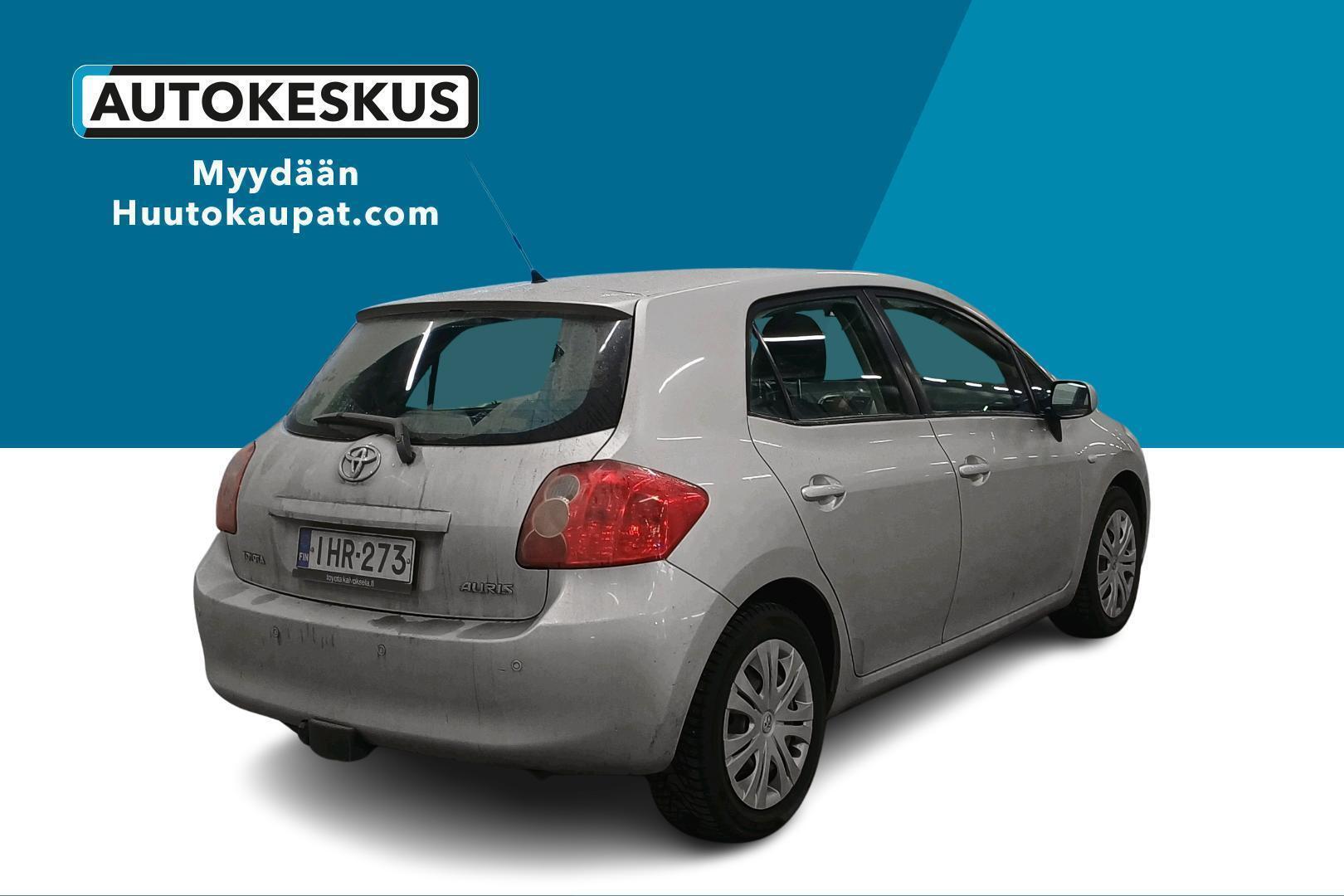 TOYOTA Auris 2009