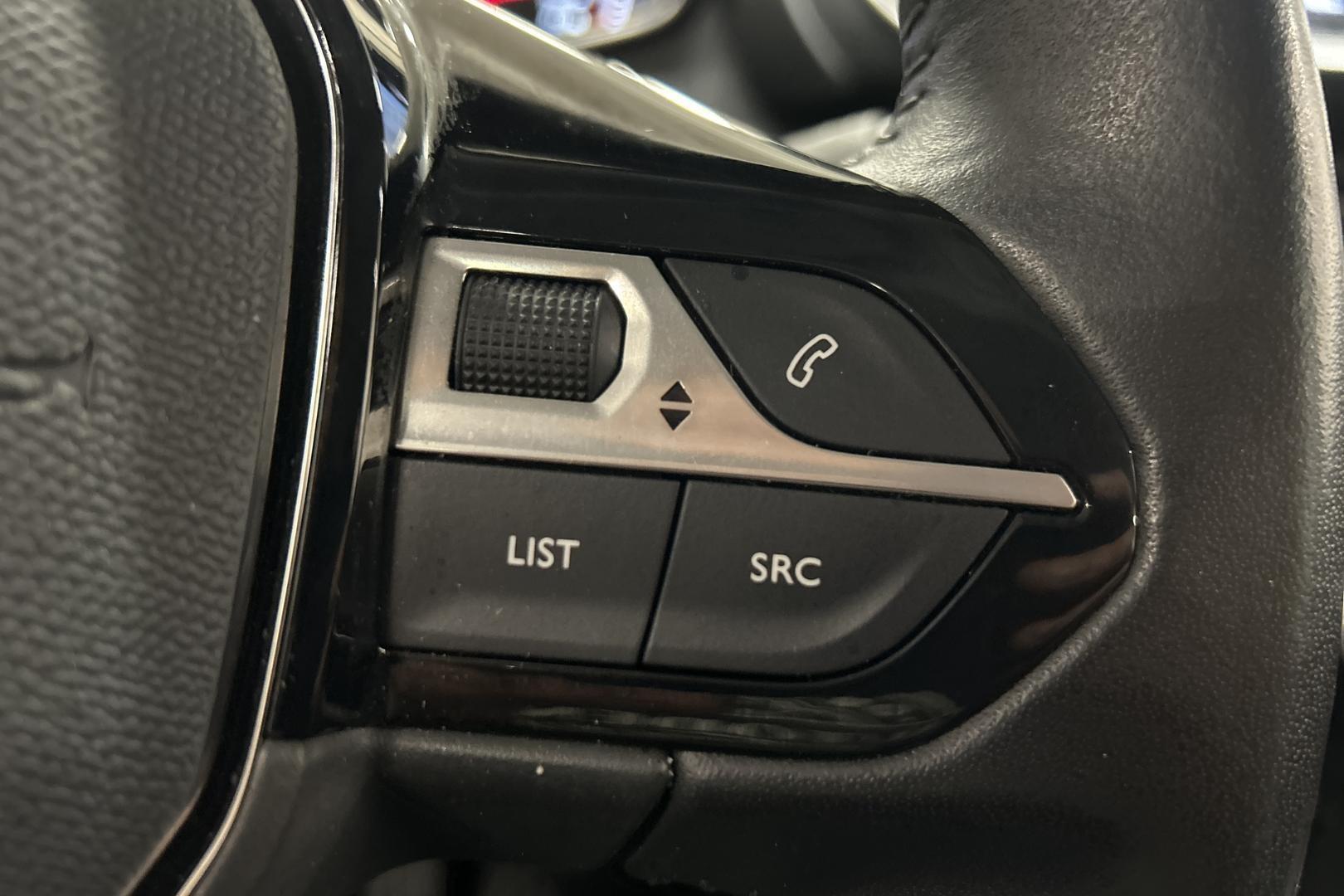 PEUGEOT 2008 2020