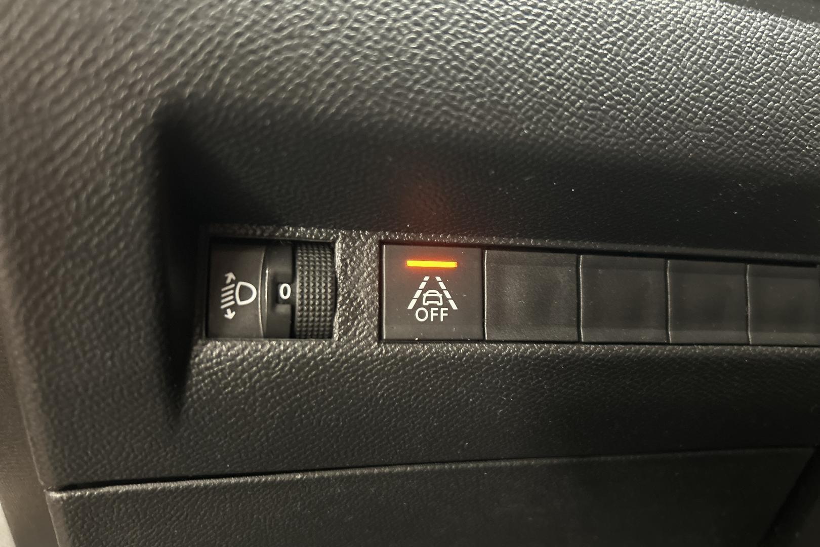PEUGEOT 2008 2020