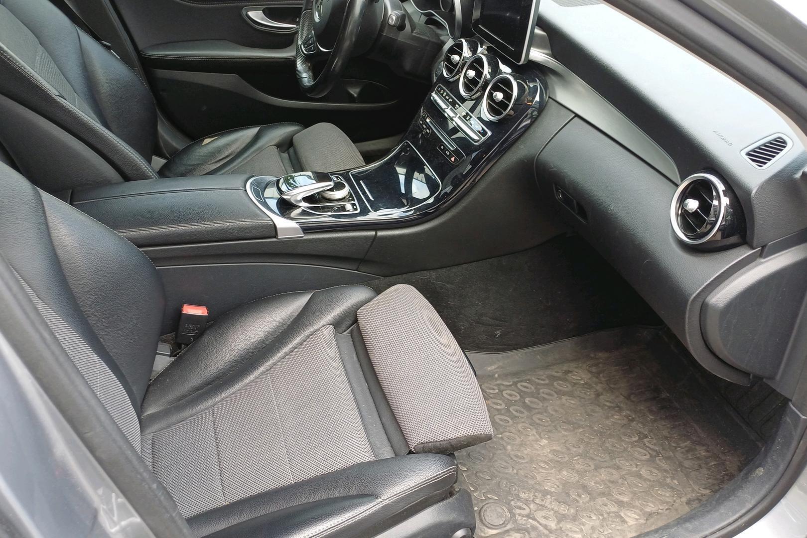 MERCEDES-BENZ C 350 E 2015